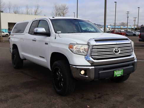 Used 2015 Toyota Tundra Limited w/ Limited Premium Package image 11