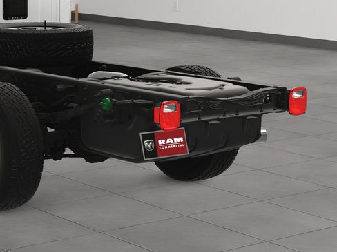 New 2025 RAM 3500 Tradesman AWD/4WD image 16