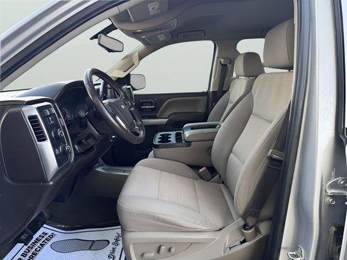 Used 2018 Chevrolet Silverado 1500 LT w/ Texas Edition AWD/4WD image 11