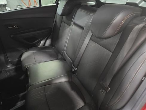 Used 2021 Chevrolet Trax LT w/ Driver Confidence Package image 15