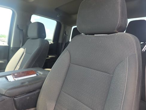 Used 2022 Chevrolet Silverado 1500 Custom w/ Safety Confidence Package AWD/4WD image 3