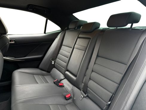 Used 2019 Lexus IS 300 image 13