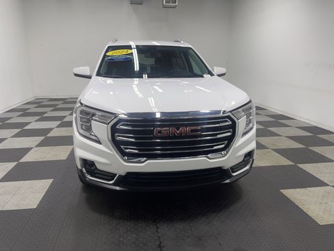 Used 2024 GMC Terrain SLT image 7