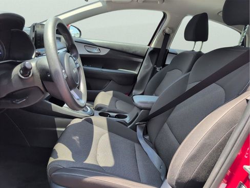 Used 2024 Kia Forte LXS FWD image 12
