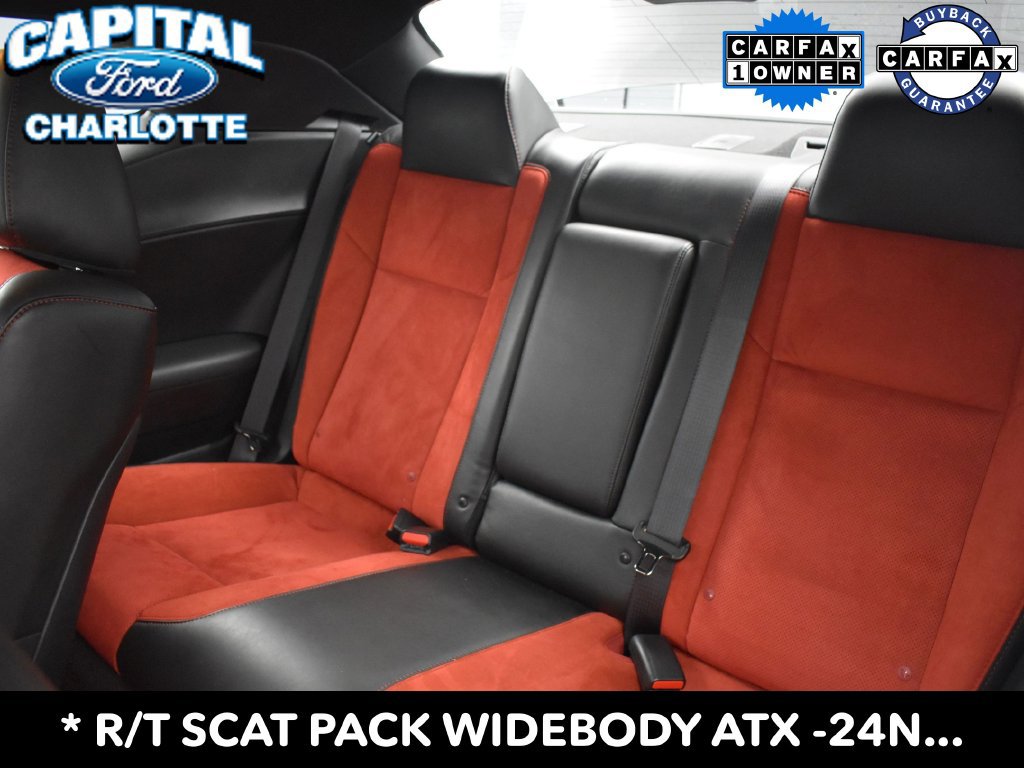 Used 2022 Dodge Challenger R/T Scat Pack RWD image 16