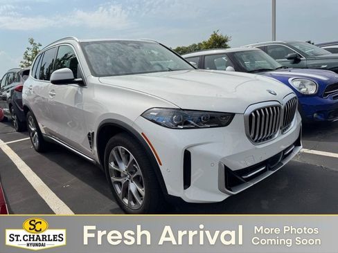 Used 2024 BMW X5 xDrive40i w/ Premium Package AWD/4WD image 1