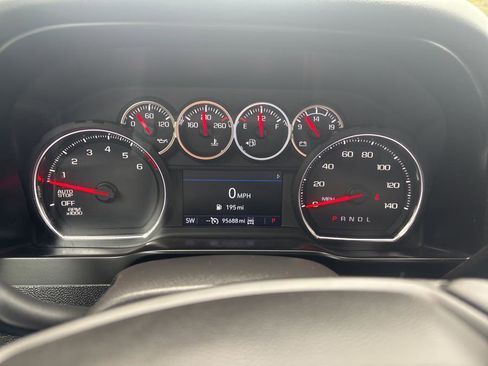 Used 2020 Chevrolet Silverado 1500 LT w/ All-Star Edition image 10