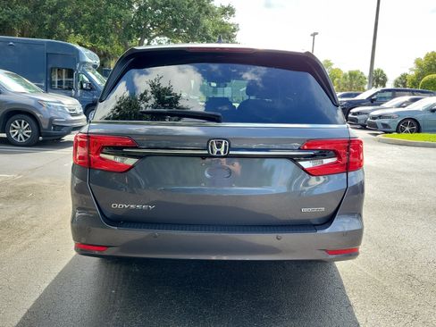 Certified 2024 Honda Odyssey Touring image 5