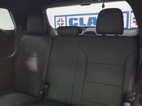 Used 2024 Chevrolet Traverse RS w/ LPO, Floor Liner Package FWD image 40