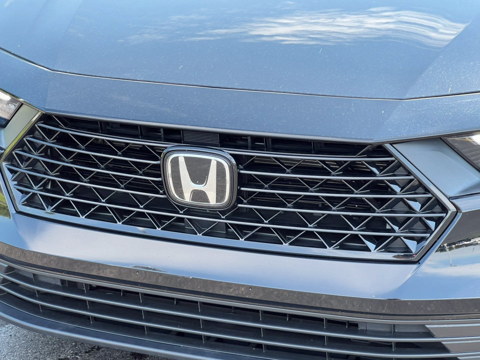 Used 2023 Honda Accord EX image 32
