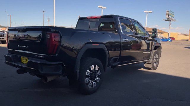 Used 2026 GMC Sierra 3500 Denali w/ Denali Reserve Package AWD/4WD image 9