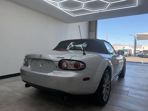 Used 2008 MAZDA MX-5 Miata Touring image 9