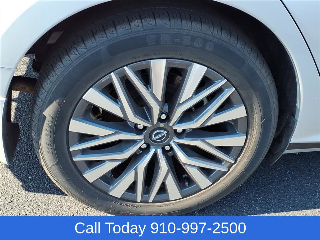 Used 2023 Nissan Altima 2.5 SV FWD image 9