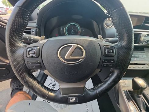 Used 2019 Lexus IS 300 F Sport AWD/4WD image 17