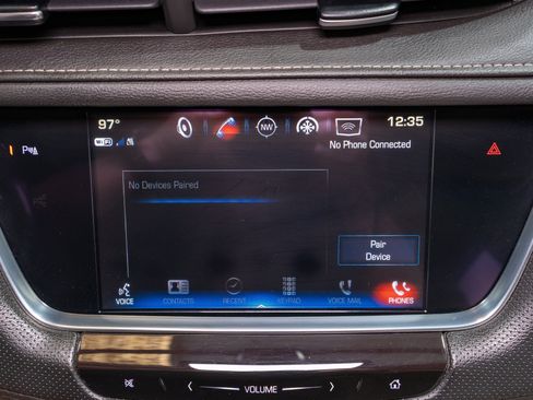 Used 2019 Cadillac XT5 FWD image 16