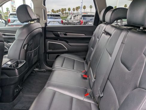 Used 2023 Kia Telluride LX FWD image 29