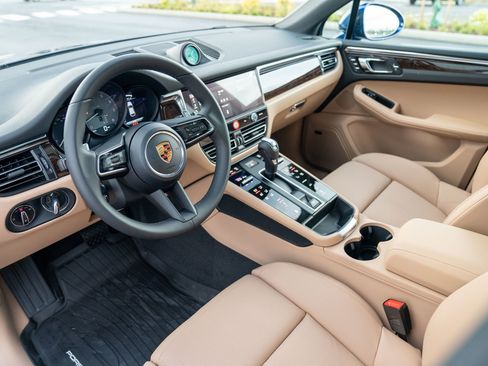 New 2026 Porsche Macan S AWD/4WD image 4