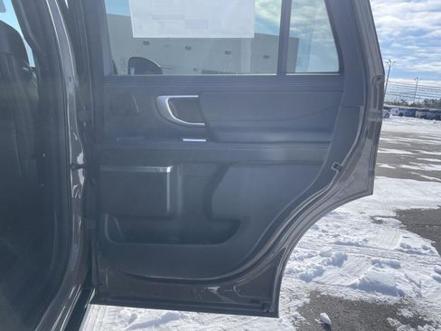 New 2026 Ford Expedition Platinum w/ Stealth Performance Package image 33