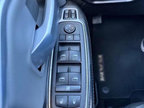 Used 2023 RAM 3500 Big Horn w/ Level 1 Equipment Group image 18