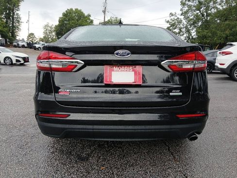Used 2020 Ford Fusion SE FWD image 9