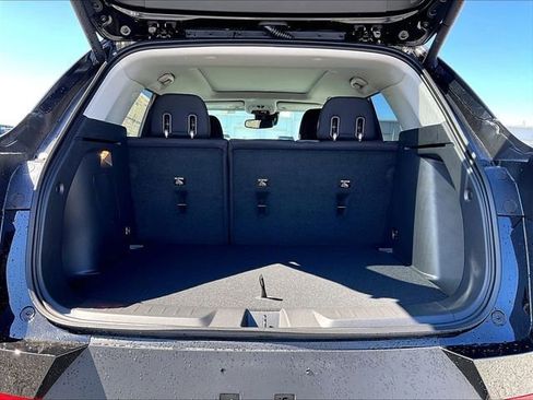 New 2026 Chevrolet TrailBlazer LT w/ Convenience Package FWD image 15