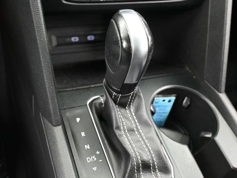 Used 2021 Volkswagen Atlas SE w/ Panoramic Sunroof Package FWD image 21