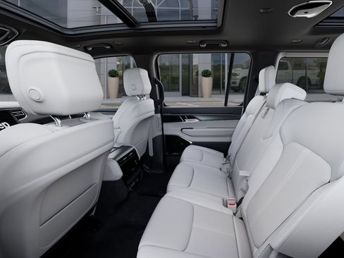 New 2026 Jeep Grand Wagoneer 4WD w/ Premium Group I image 23