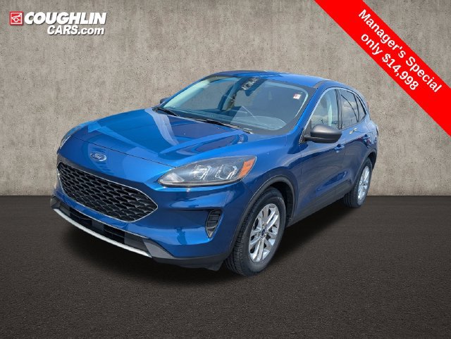 Used 2022 Ford Escape SE w/ Cold Weather Package FWD image 3