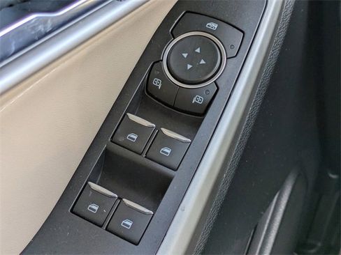 Certified 2021 Ford Explorer XLT w/ Equipment Group 202A image 22