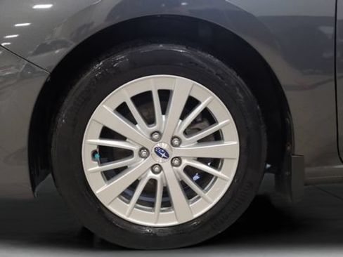 Used 2018 Subaru Impreza 2.0i Premium w/ Eyesight & BSD & Rcta AWD/4WD image 23