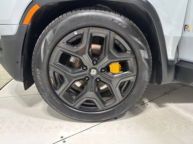 Used 2023 Rivian R1T Adventure Quad AWD/4WD image 6