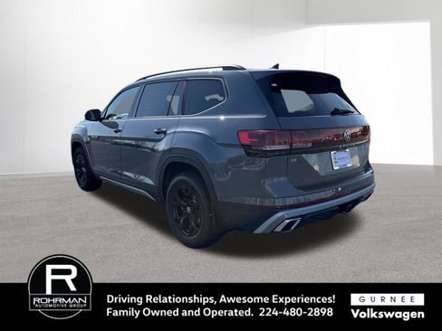 New 2026 Volkswagen Atlas Peak Edition AWD/4WD image 6