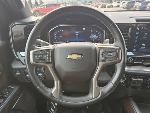 Certified 2022 Chevrolet Silverado 1500 High Country w/ Technology Package AWD/4WD image 26