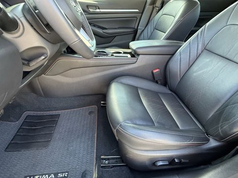 Used 2024 Nissan Altima 2.5 SR w/ SR Premium Package image 20