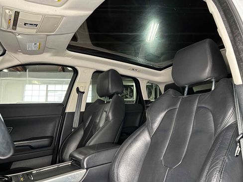 Used 2015 Land Rover Range Rover Evoque Pure Plus image 22