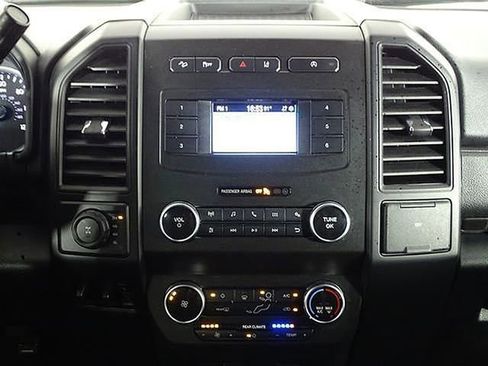 Used 2020 Ford Expedition XL image 31