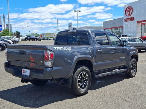 Used 2023 Toyota Tacoma TRD Sport AWD/4WD image 7