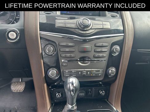Used 2020 Nissan Armada Platinum w/ Platinum Reserve Package RWD image 17