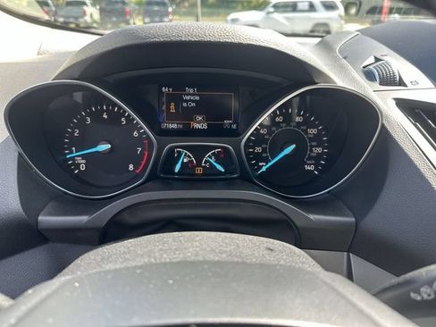 Used 2018 Ford Escape SEL AWD/4WD image 12