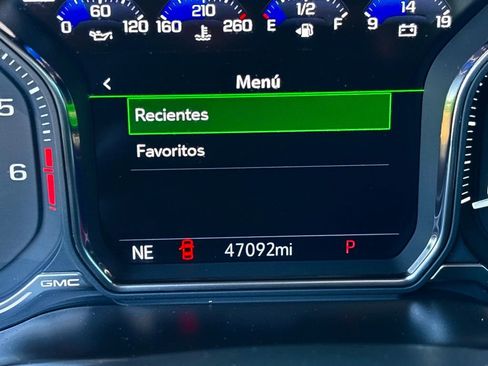 Used 2020 GMC Sierra 1500 AT4 w/ Technology Package image 19