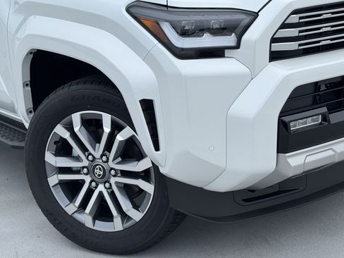 New 2026 Toyota 4Runner Limited AWD/4WD image 10