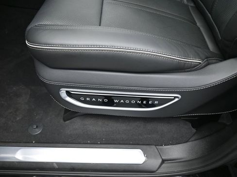 Used 2024 Jeep Grand Wagoneer Series II w/ Quick Order Packagew 28T image 15