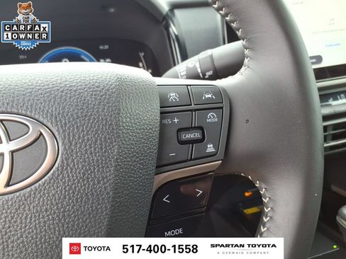 Used 2026 Toyota Camry SE FWD image 17