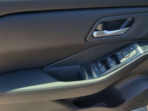 New 2026 Nissan Rogue SV FWD image 20