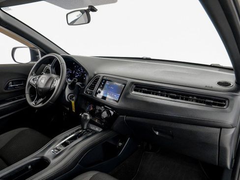 Used 2021 Honda HR-V Sport image 10