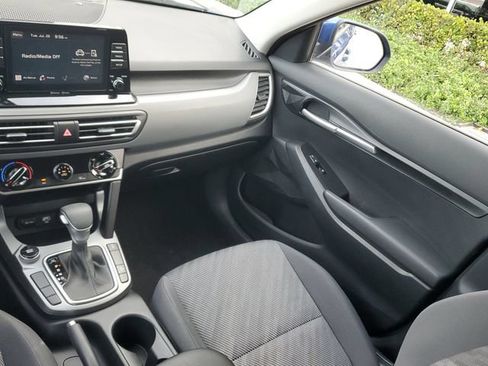 Certified 2023 Kia Seltos LX AWD/4WD image 15