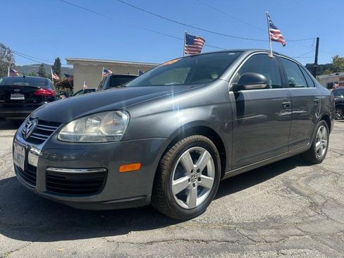 Used 2009 Volkswagen Jetta SE image 1
