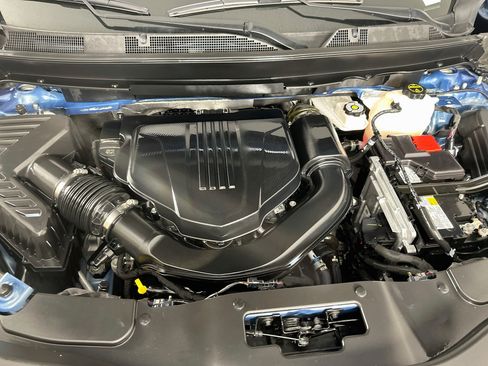 Used 2026 Chevrolet Traverse LT FWD image 35