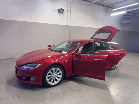 Used 2017 Tesla Model S P100D AWD/4WD image 11