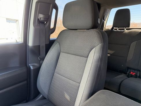 Used 2023 Chevrolet Silverado 1500 Custom image 18